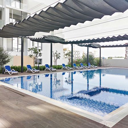 Silkhaus Chic Studio Near Masdar City Park アブダビ エクステリア 写真